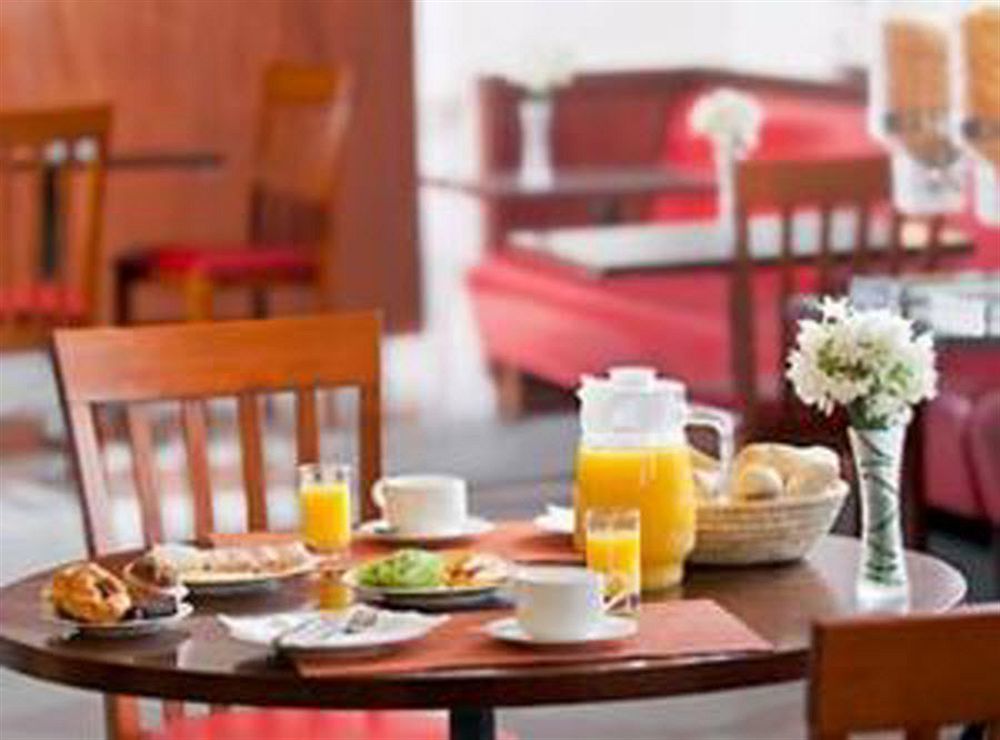 Ibis Santiago Estacion Central Экстерьер фото