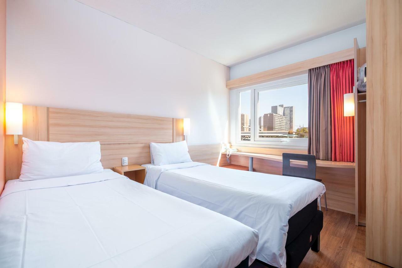 Ibis Santiago Estacion Central Экстерьер фото